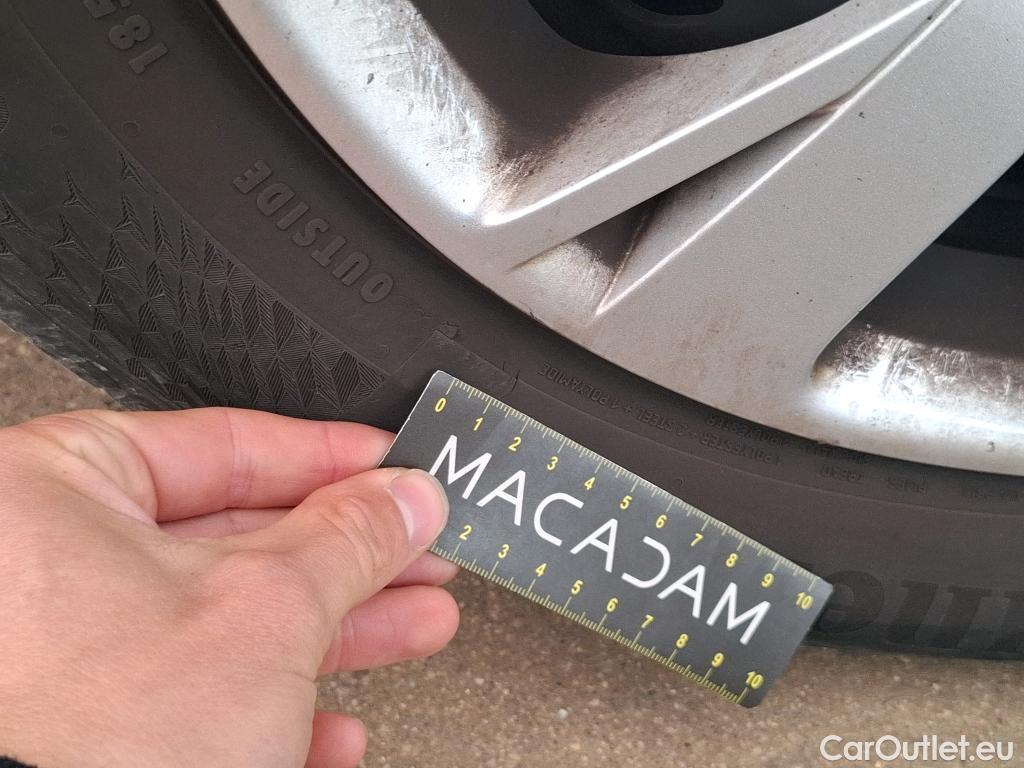  Peugeot  208 PEUGEOT  Affaire VU 5p Berline BlueHDi 75 PREMIUM PACK #23