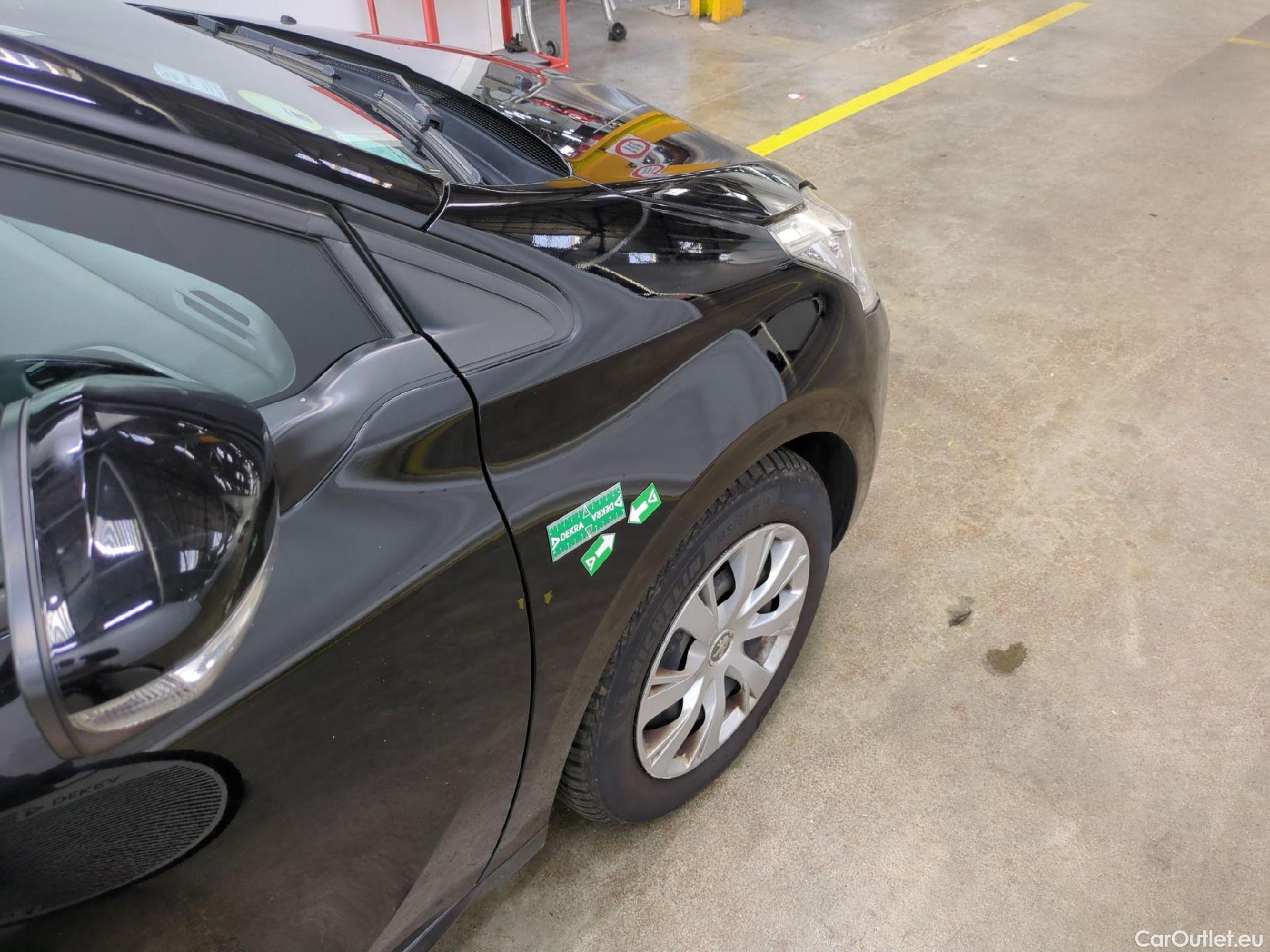  Peugeot  208  Affaire Premium Pack 1.5 HDi 100CV BVM5 E6dT #20