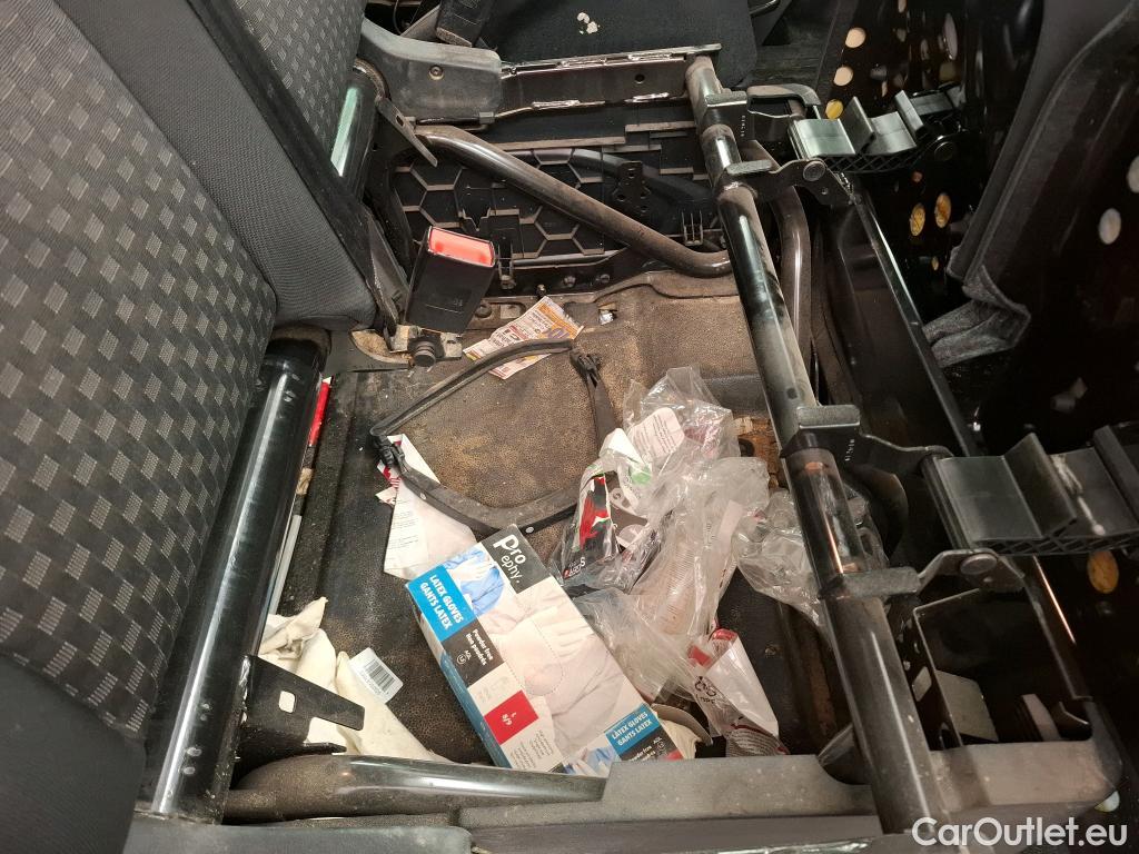  Ford  Transit FORD  Custom VU 4p Fourgon 2.0 ECOBLUE 130 280 L1H1 TD BU #28