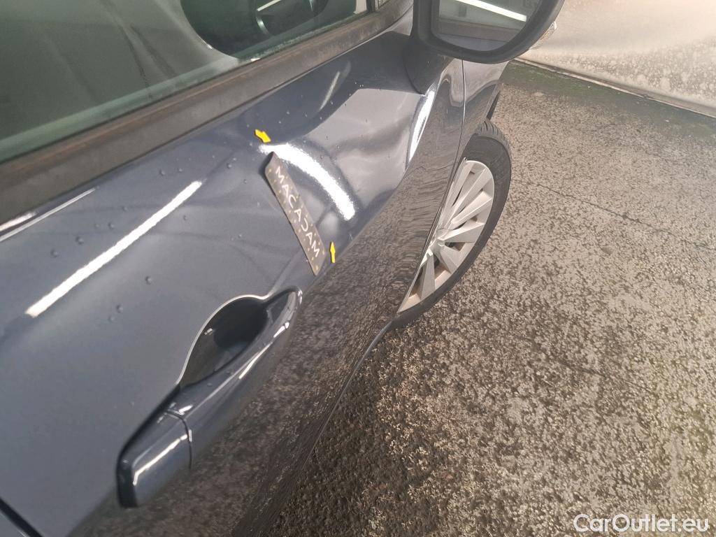  Nissan  Micra NISSAN  / 2016 / 5P / Berline IG-T 100 Business Edition #19