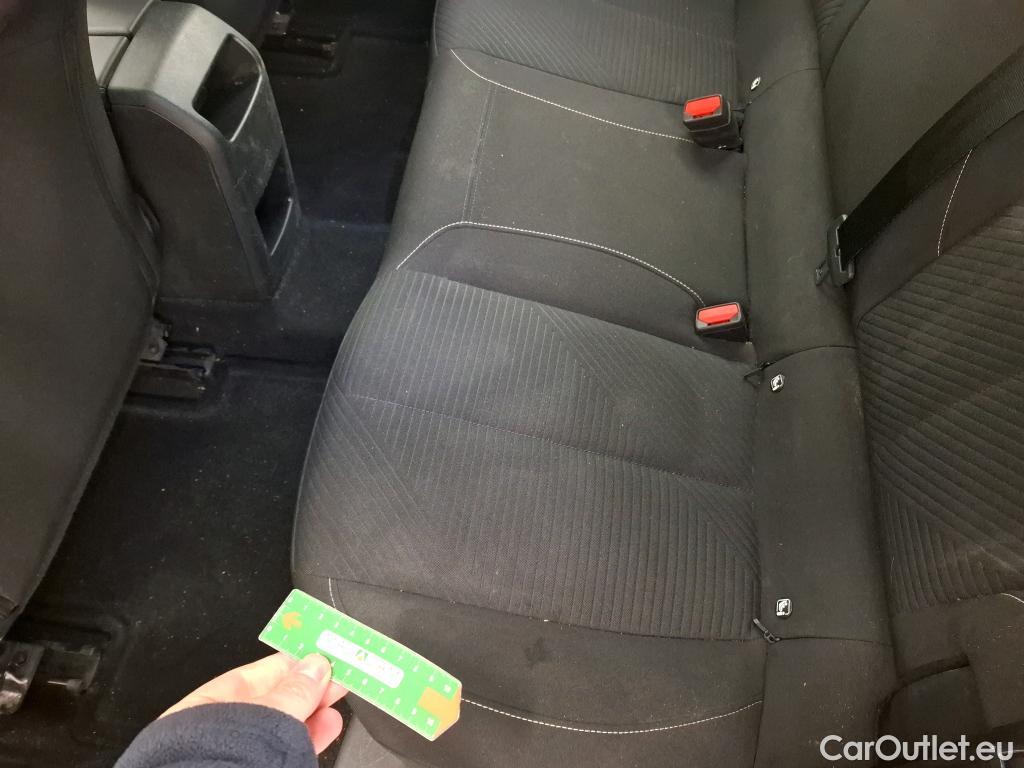  Peugeot  308  Active Pack 1.2 PureTech 130CV BVA8 E6d #31