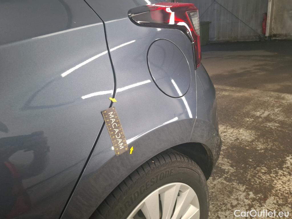  Nissan  Micra NISSAN  / 2016 / 5P / Berline IG-T 100 Business Edition #1