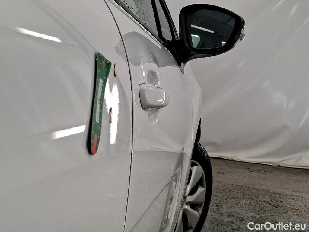  Citroen  C3  Feel Business 1.5 BlueHDI 100CV BVM6 E6d #7