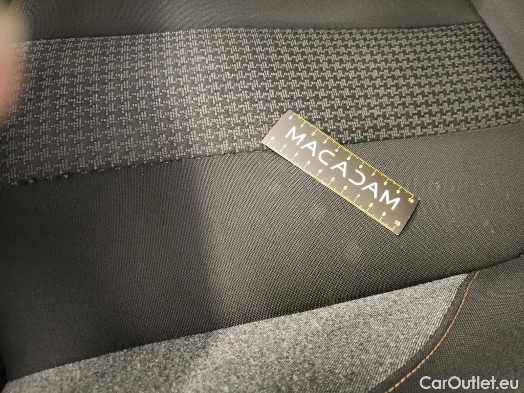  Peugeot  5008  Active Pack 1.2 PureTech 130CV BVM6 7 Sieges E6d #12