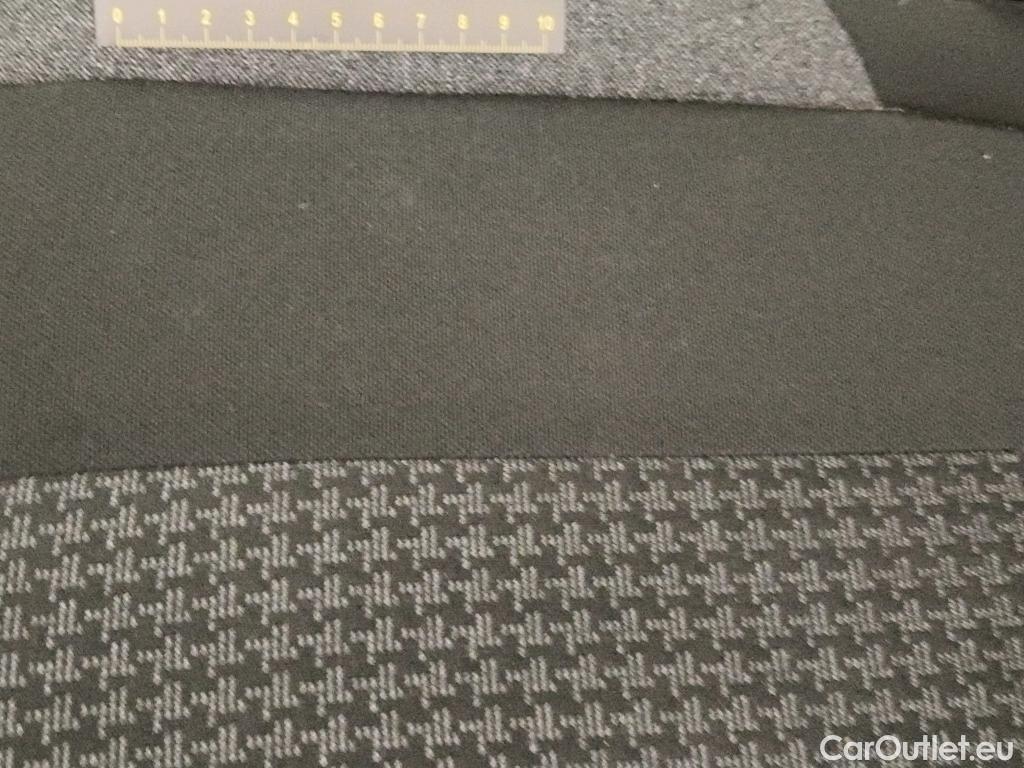  Peugeot  5008  Active Pack 1.2 PureTech 130CV BVM6 7 Sieges E6d #19