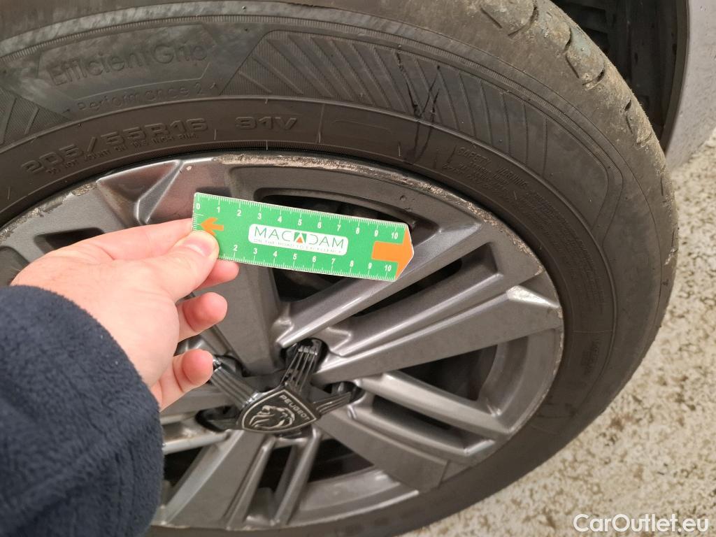  Peugeot  308  Active Pack 1.2 PureTech 130CV BVA8 E6d #15