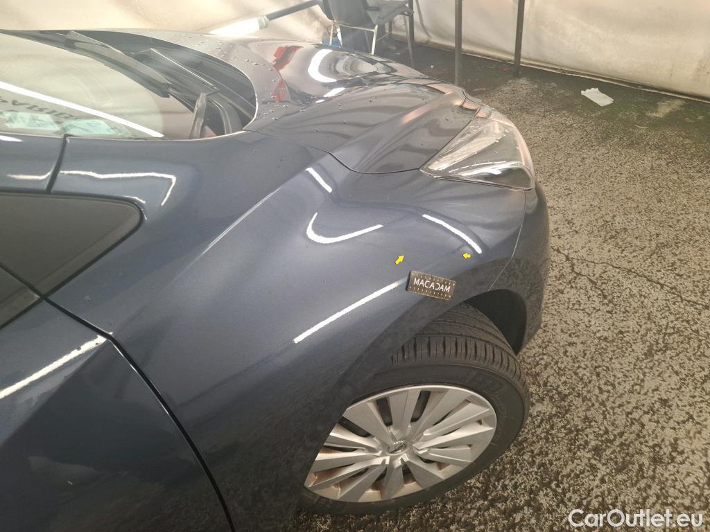  Nissan  Micra NISSAN  / 2016 / 5P / Berline IG-T 100 Business Edition #24