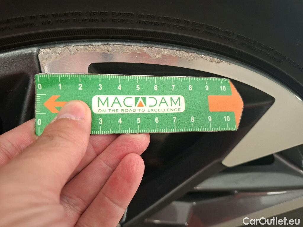  Hyundai  Tucson HYUNDAI  / 2020 / 5P / SUV 1.6 CRDI 136 DCT-7 HYBRID 48V CREATIVE #3