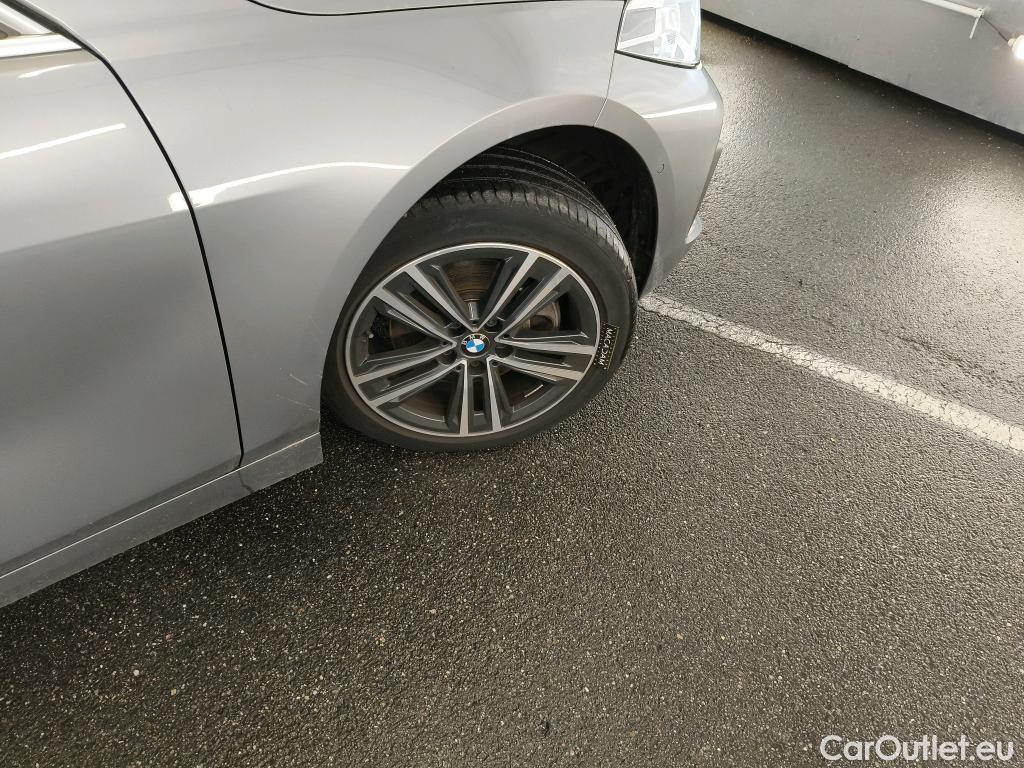  Bmw  Serie 1 BMW Série 1 / 2019 / 5P / Berline 116i DKG7 Business Design #12