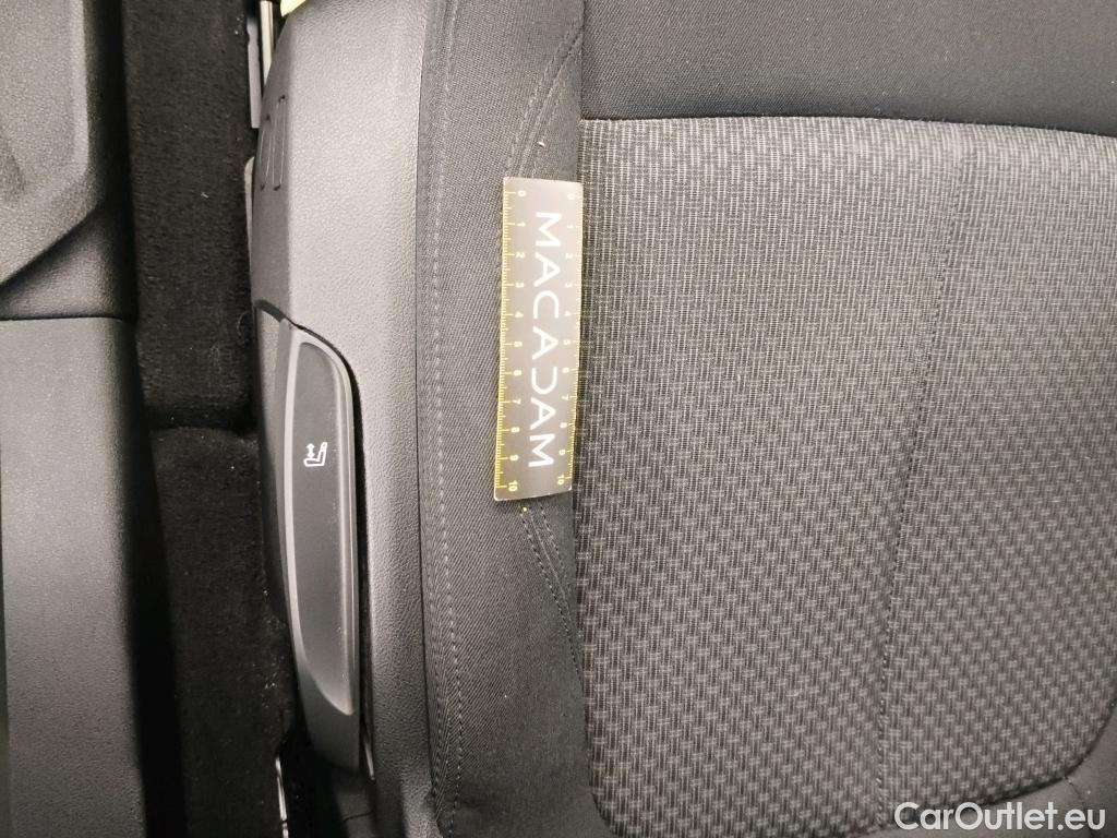  Bmw  Serie 1 BMW Série 1 / 2019 / 5P / Berline 116i DKG7 Business Design #3