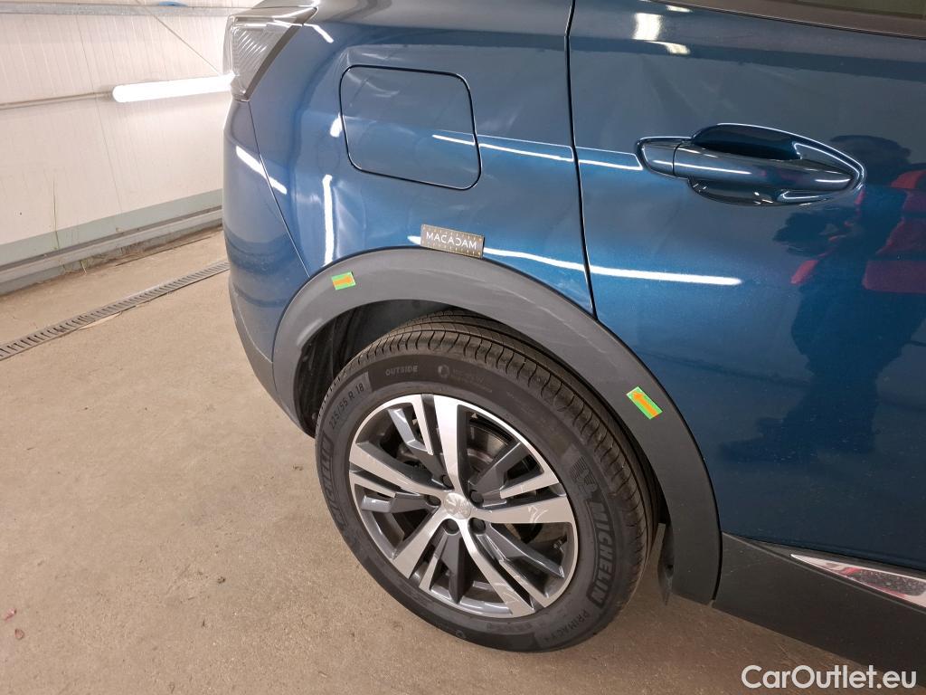  Peugeot  3008  Allure 1.2 PureTech 130CV BVM6 E6d #17