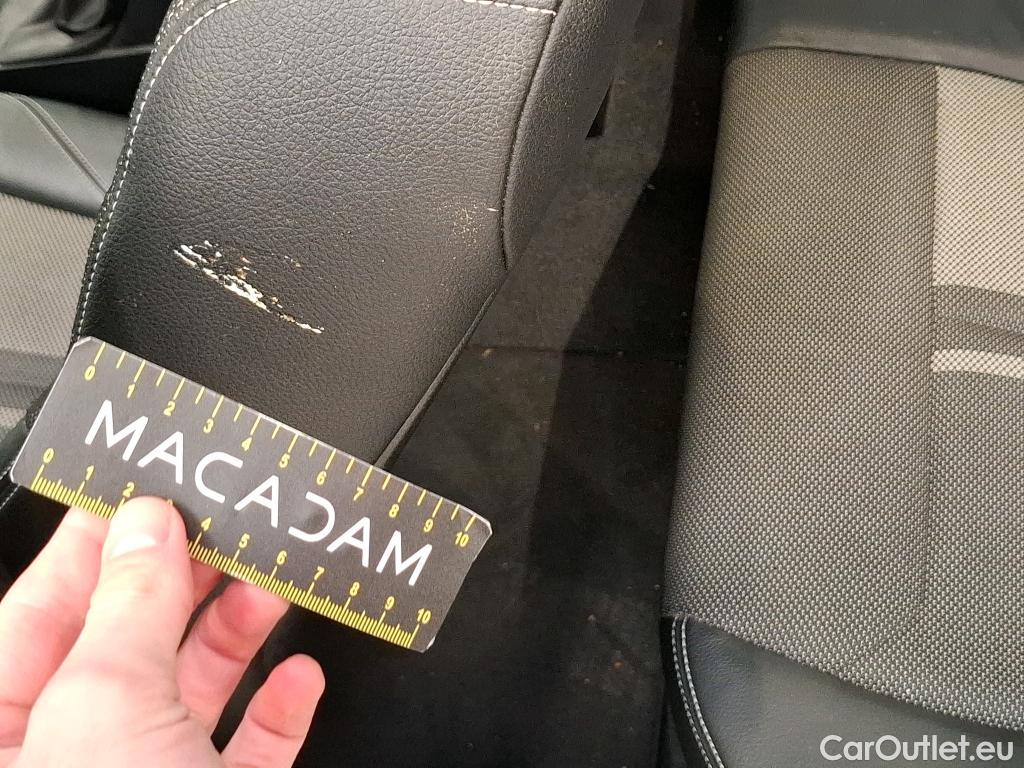  Bmw  Serie 1 Série 1 Berline 5porte 118d UrbanChic 2.0 150CV BVA8 E6 #10