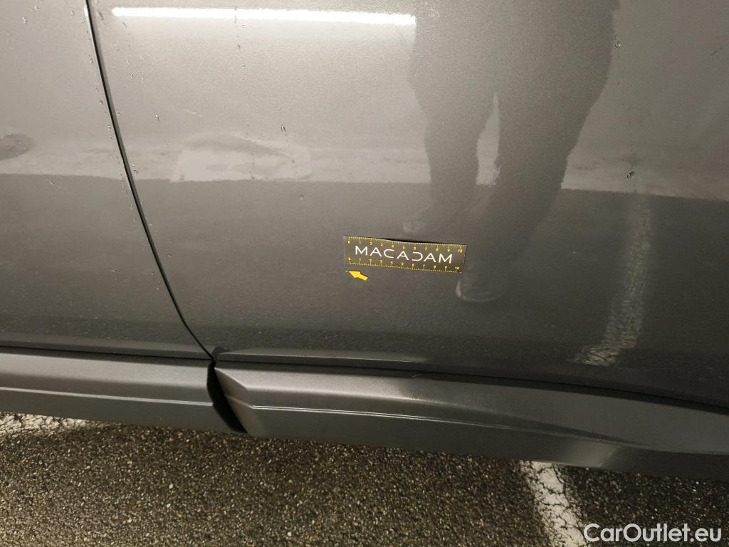  Peugeot  5008  Active Pack 1.2 PureTech 130CV BVM6 7 Sieges E6d #35