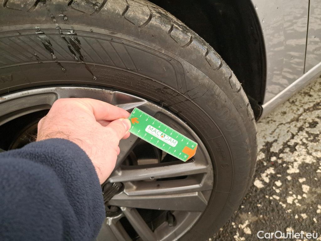  Peugeot  308  Active Pack 1.2 PureTech 130CV BVA8 E6d #24