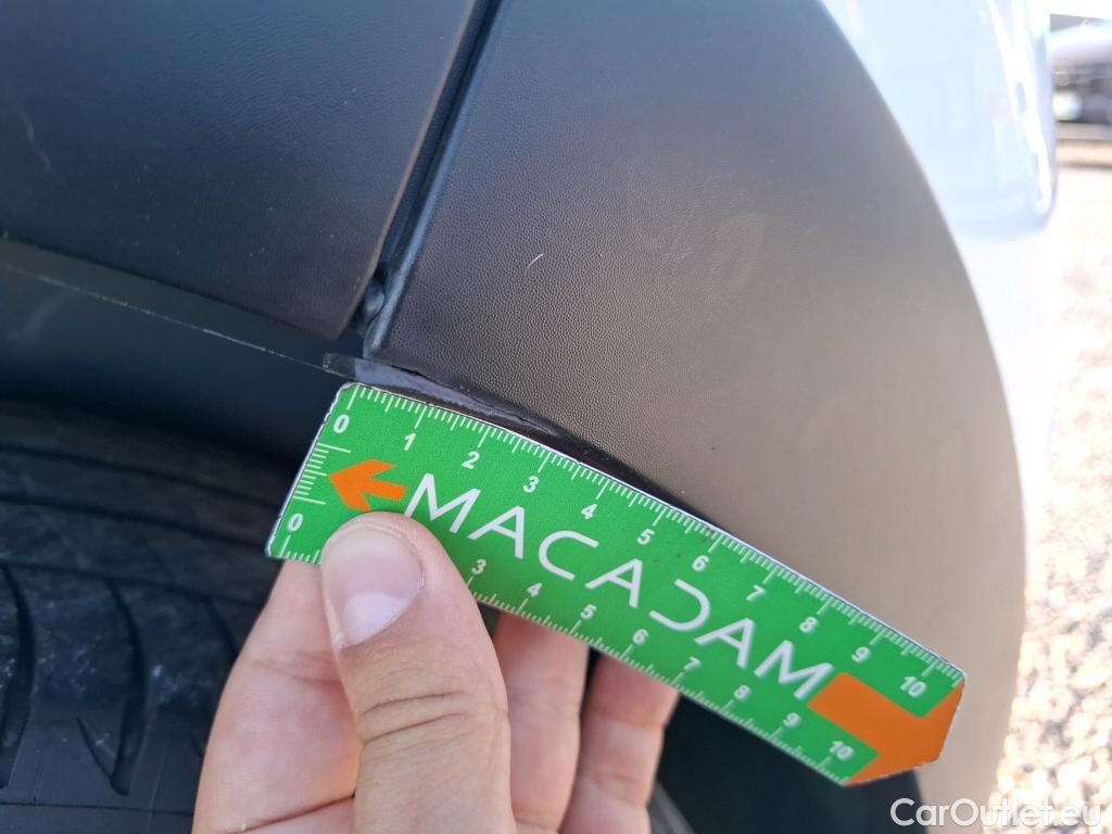  Citroen  C3  Shine Business 1.2 PureTech 110CV BVM6 E6dT #2