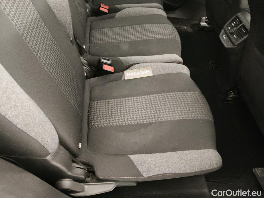  Peugeot  5008  Active Pack 1.2 PureTech 130CV BVM6 7 Sieges E6d #24