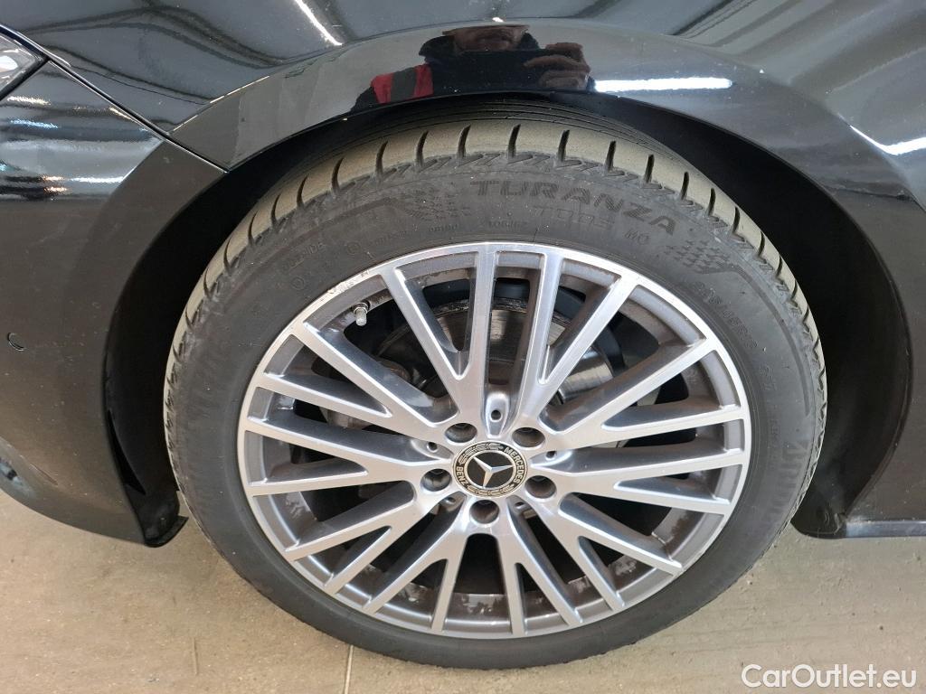  Mercedes  CLA-Klasse MERCEDES-BENZ CLA Coupe / 2019 / 4P / Coupé CLA 180 Business Line BA7 #2