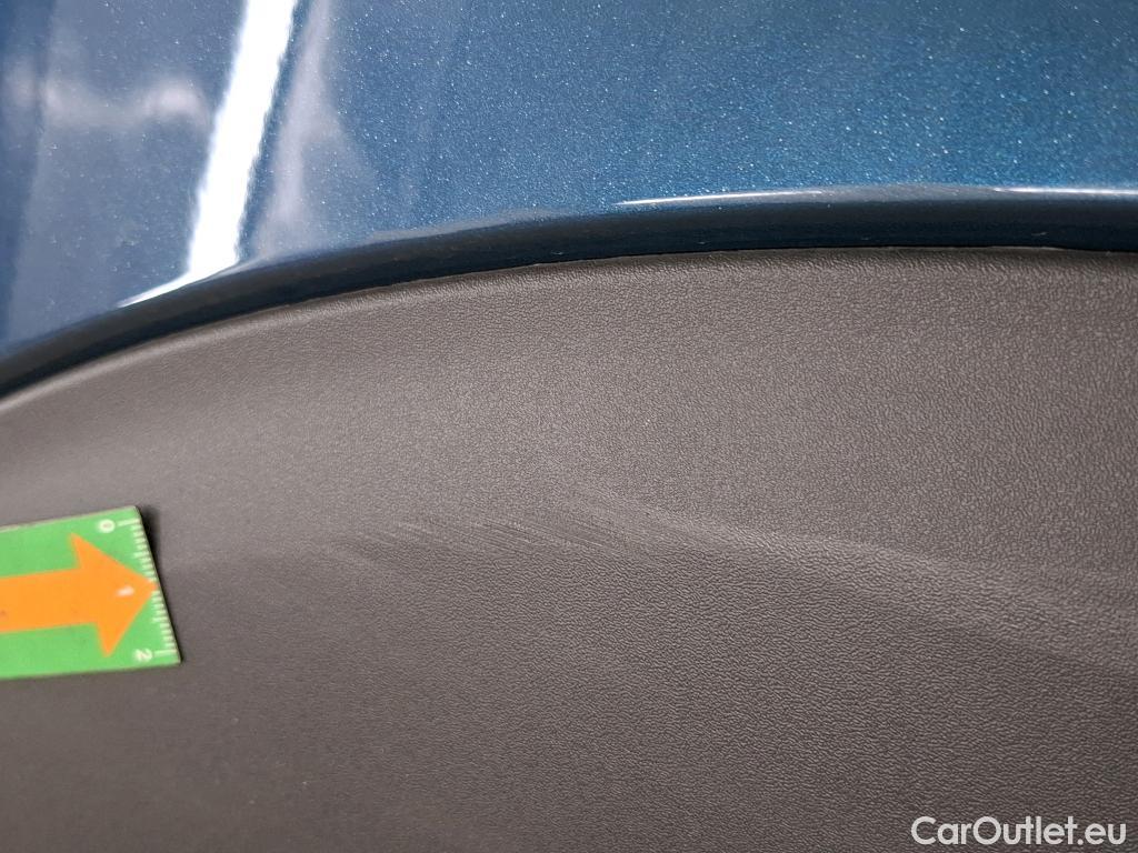  Peugeot  3008  Allure 1.2 PureTech 130CV BVM6 E6d #18