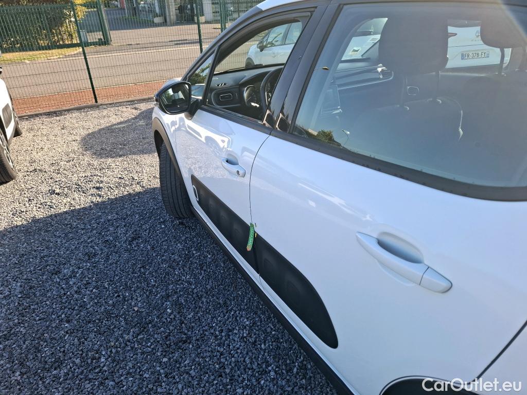  Citroen  C3  Shine Business 1.2 PureTech 110CV BVM6 E6dT #3
