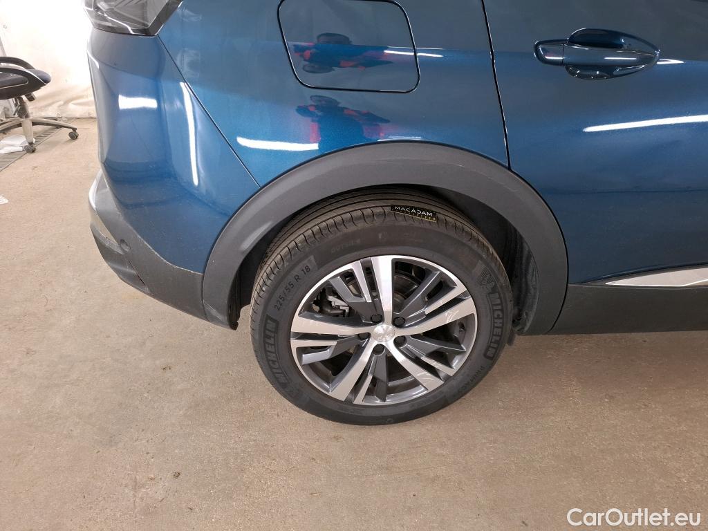  Peugeot  3008  Allure 1.2 PureTech 130CV BVM6 E6d #1