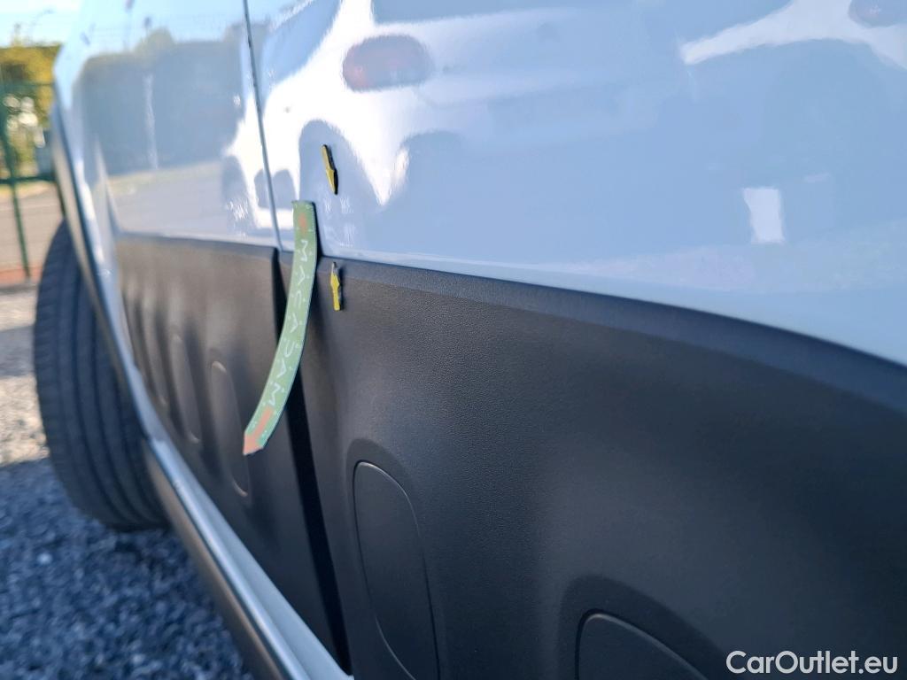  Citroen  C3  Shine Business 1.2 PureTech 110CV BVM6 E6dT #5