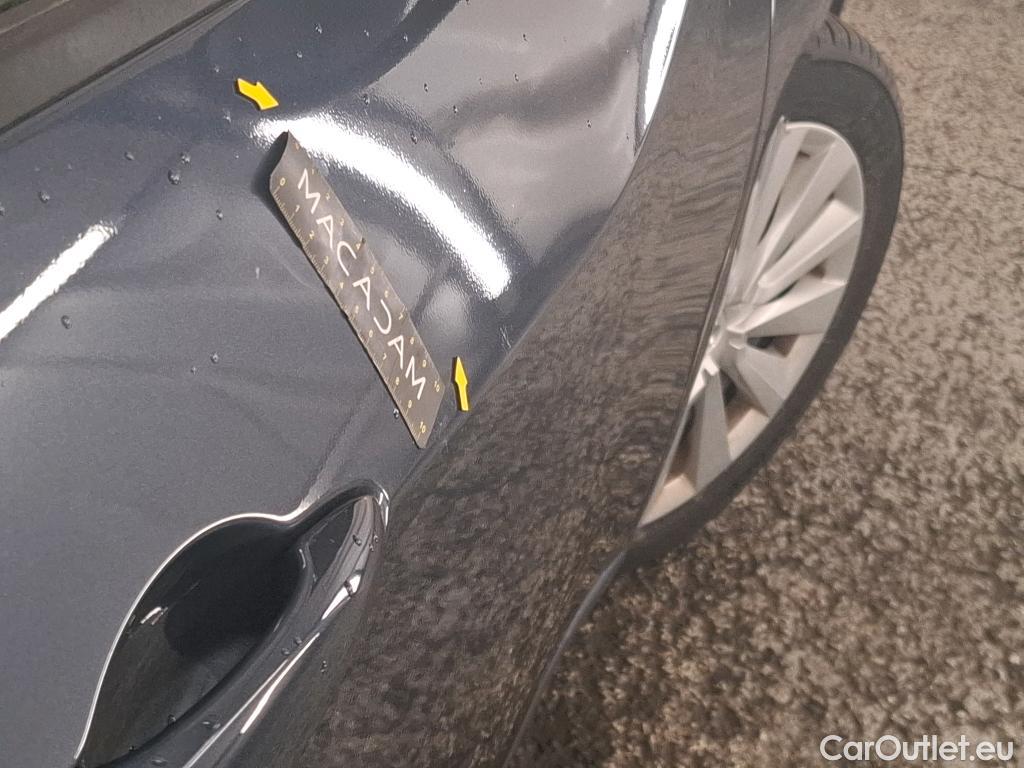  Nissan  Micra NISSAN  / 2016 / 5P / Berline IG-T 100 Business Edition #20