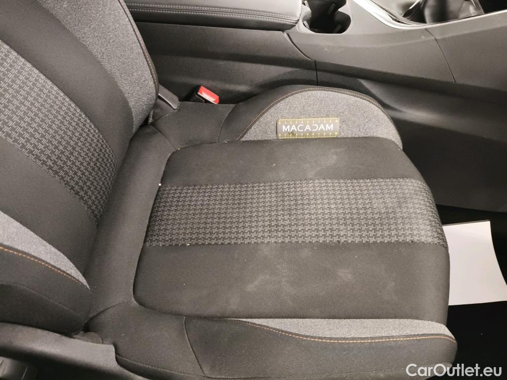  Peugeot  5008  Active Pack 1.2 PureTech 130CV BVM6 7 Sieges E6d #26