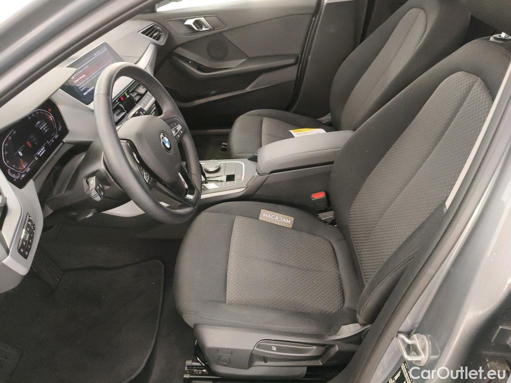  Bmw  Serie 1 BMW Série 1 / 2019 / 5P / Berline 116i DKG7 Business Design #1