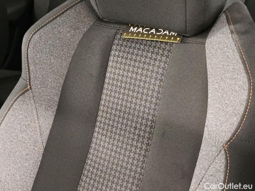  Peugeot  5008  Active Pack 1.2 PureTech 130CV BVM6 7 Sieges E6d #16