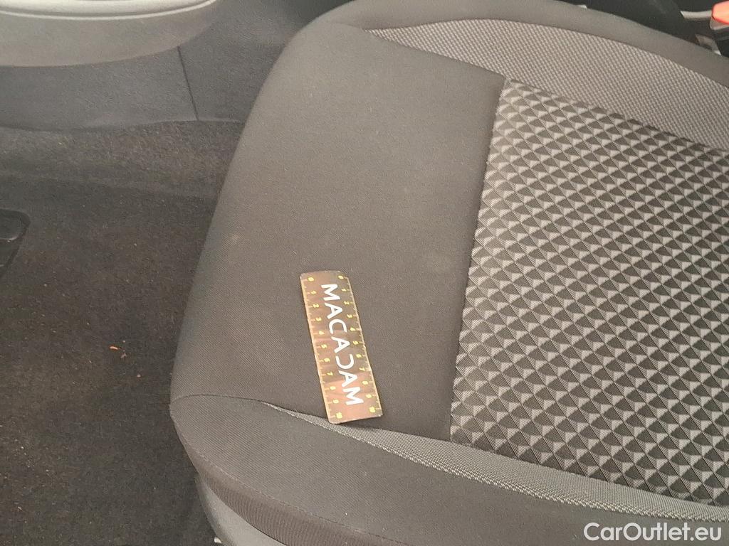  Nissan  Micra NISSAN  / 2016 / 5P / Berline IG-T 100 Business Edition #39