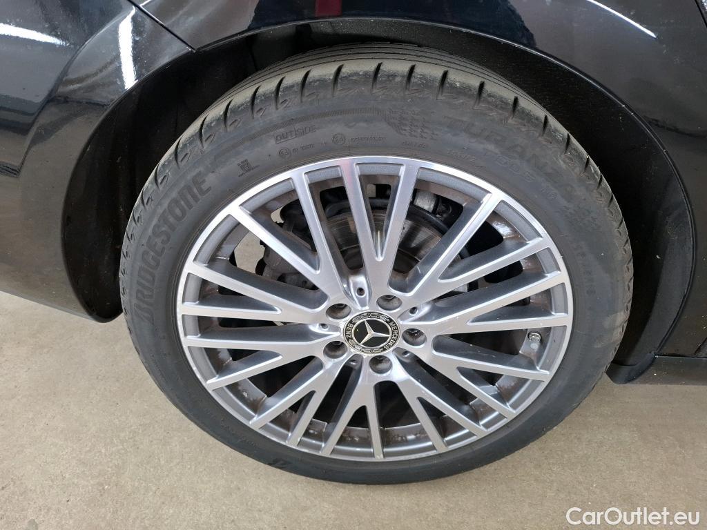  Mercedes  CLA-Klasse MERCEDES-BENZ CLA Coupe / 2019 / 4P / Coupé CLA 180 Business Line BA7 #8