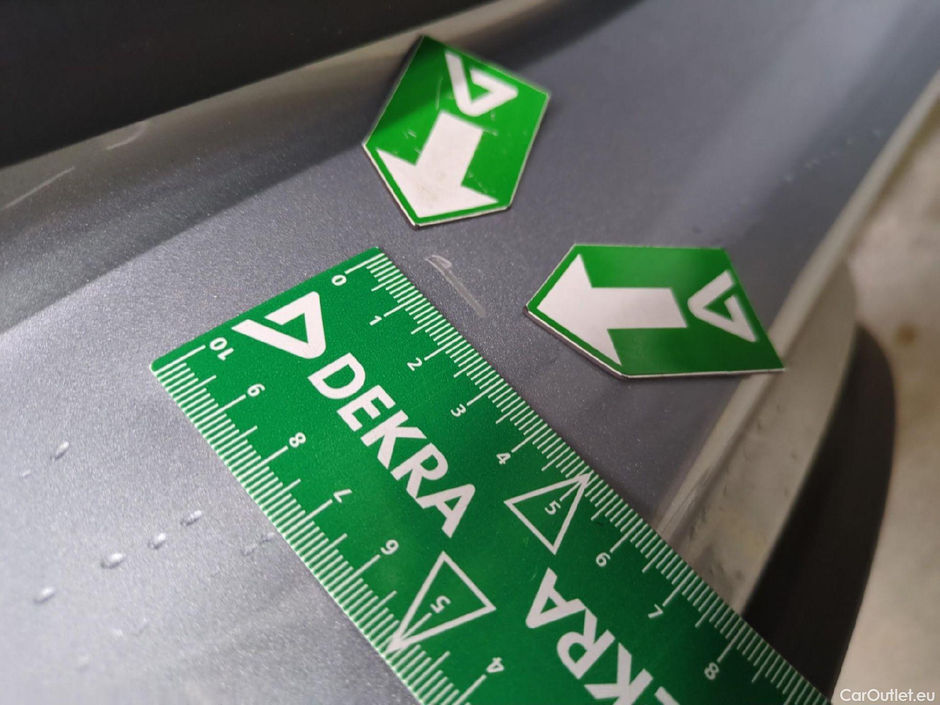  Renault  Captur RENAULT  5p Crossover Intens TCe 150 EDC FAP #7