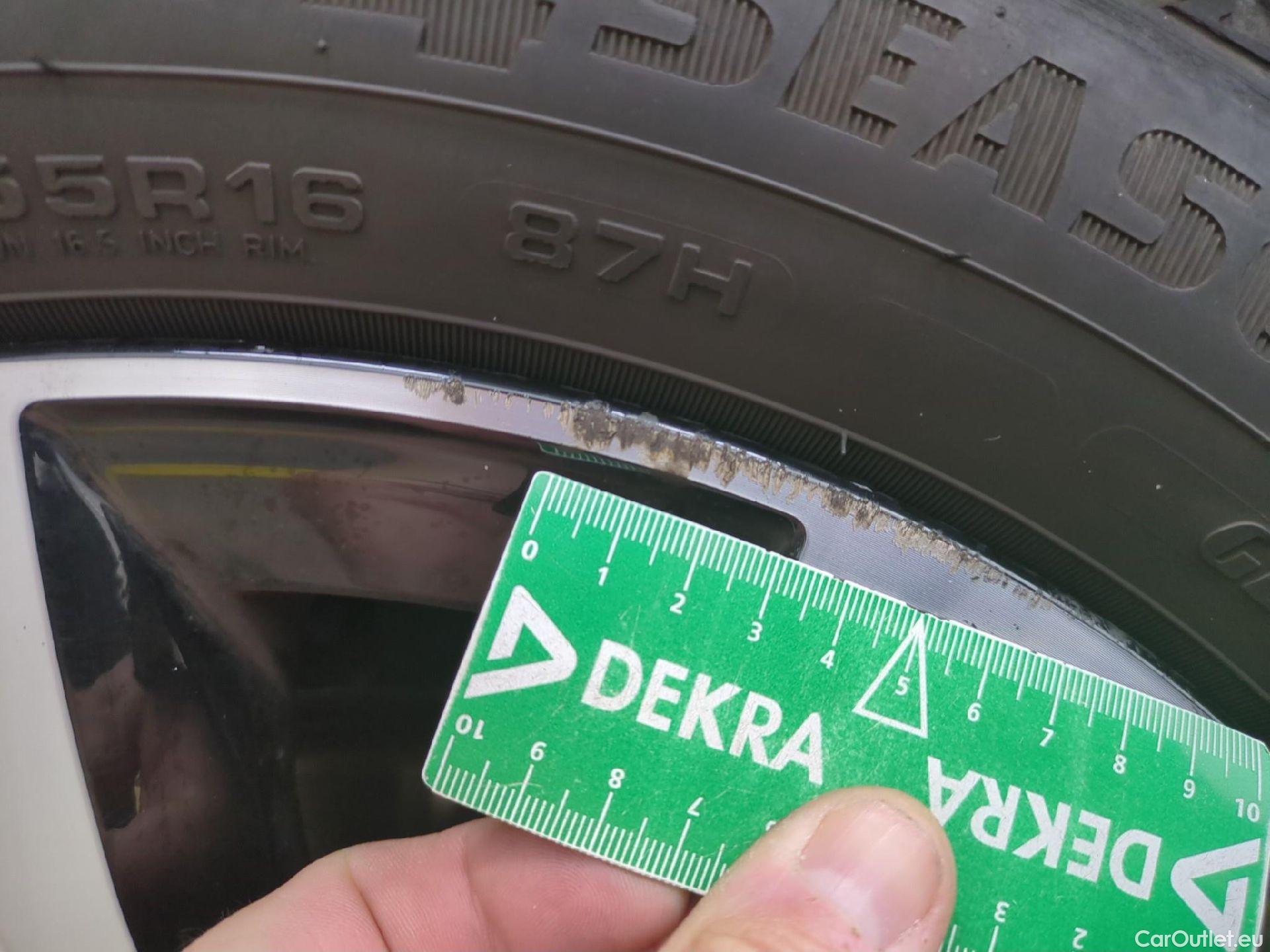  Renault  Clio  V Intens 1.0 TCe 100CV BVM5 E6dT #1