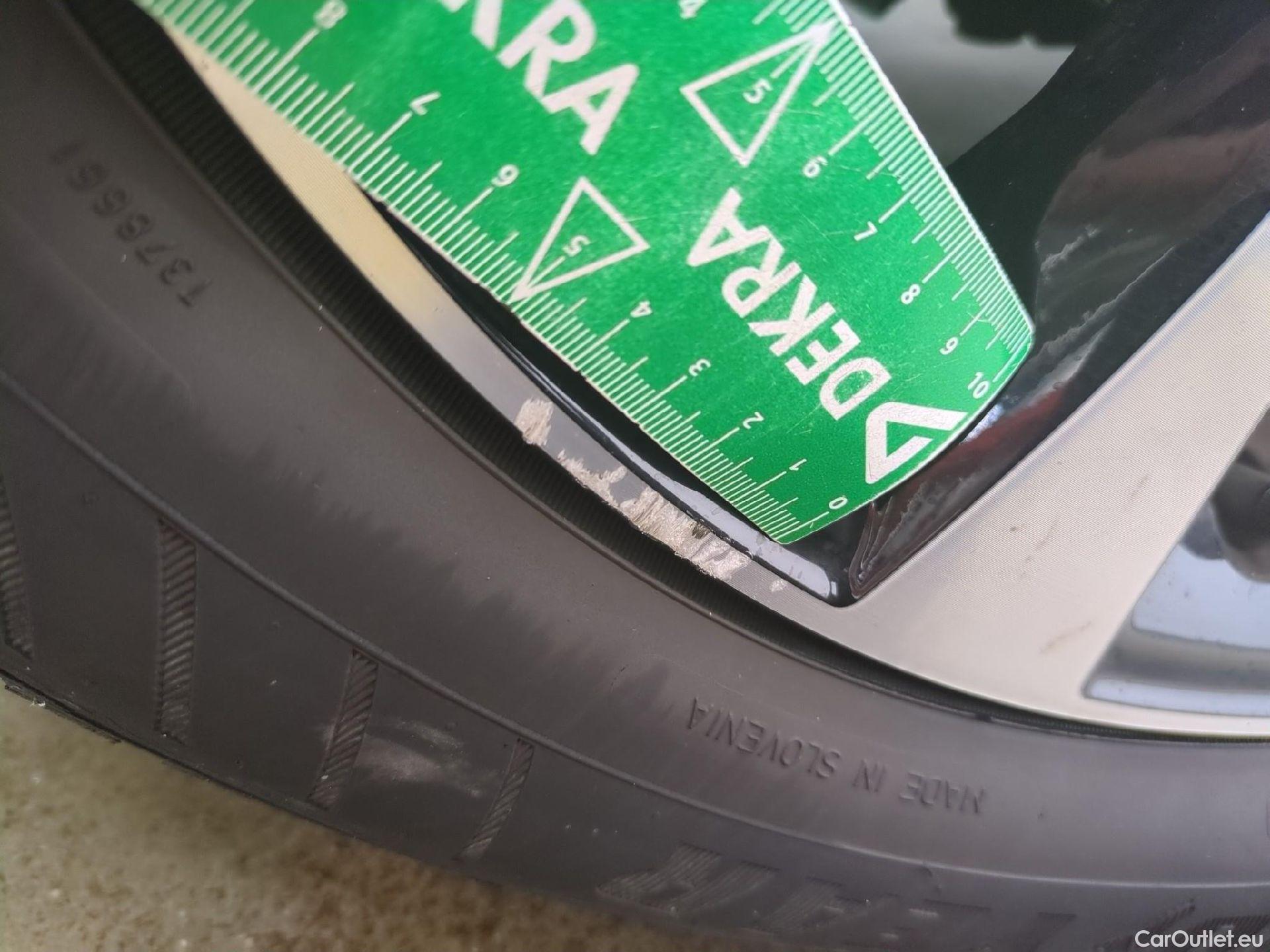  Renault  Clio  V Intens 1.0 TCe 100CV BVM5 E6dT #2