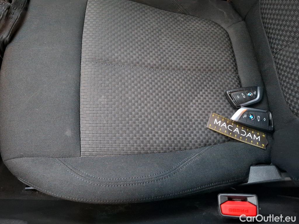  Bmw  Serie 1 BMW Série 1 / 2019 / 5P / Berline 1.5 116D DKG7 Business Design #2