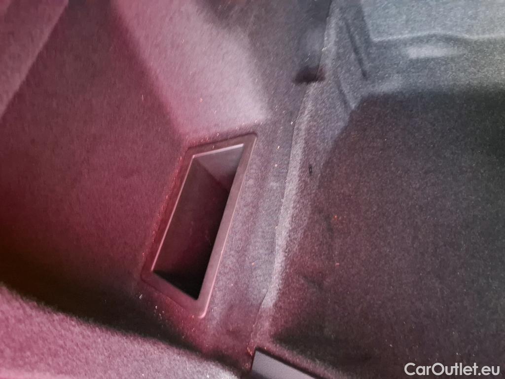  Bmw  X1 Série  sDrive18d Lounge 2.0 150CV BVA8 E6d #12