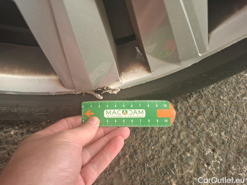  Renault  Megane  IV Berline 5pt. Business 1.5 dCi 115CV BVA7 E6d #9