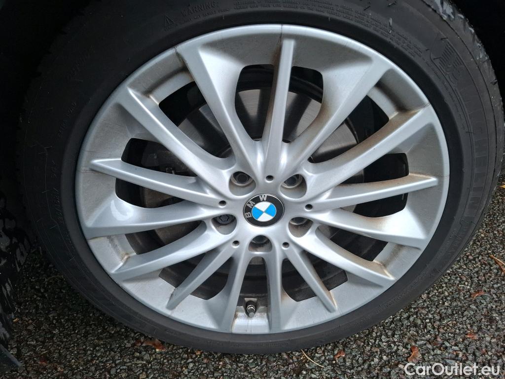  Bmw  Serie 1 BMW Série 1 / 2019 / 5P / Berline 1.5 116D DKG7 Business Design #8