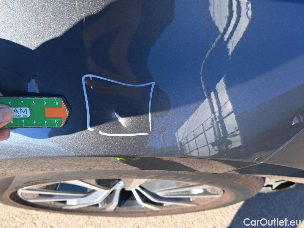  Bmw  Serie 3 BMW  / 2018 / 4P / sedán 318d #5