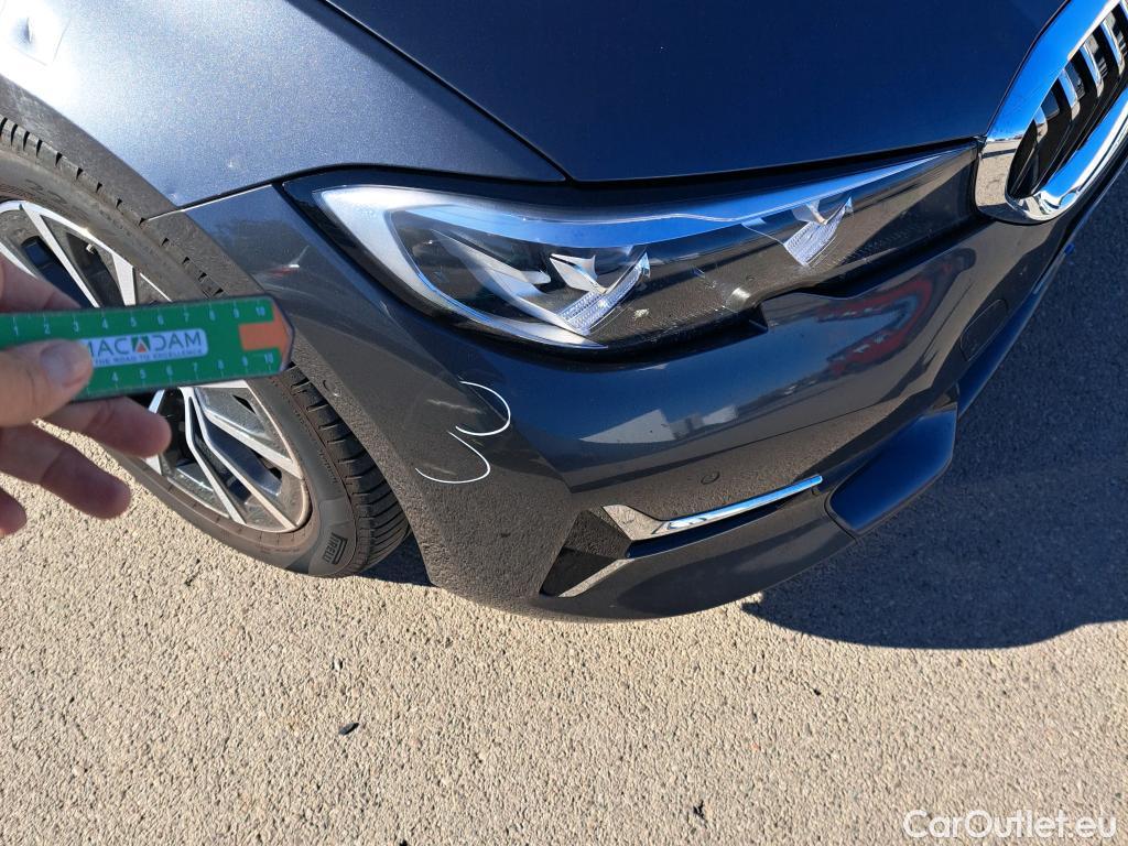  Bmw  Serie 3 BMW  / 2018 / 4P / sedán 318d #17