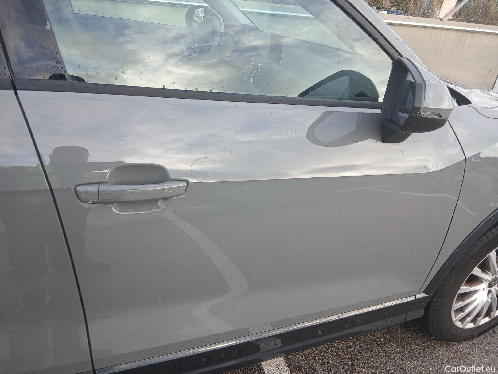  Audi  Q2 AUDI  / 2016 / 5P / todoterreno Design 30 TFSI 85kW (116CV) #11