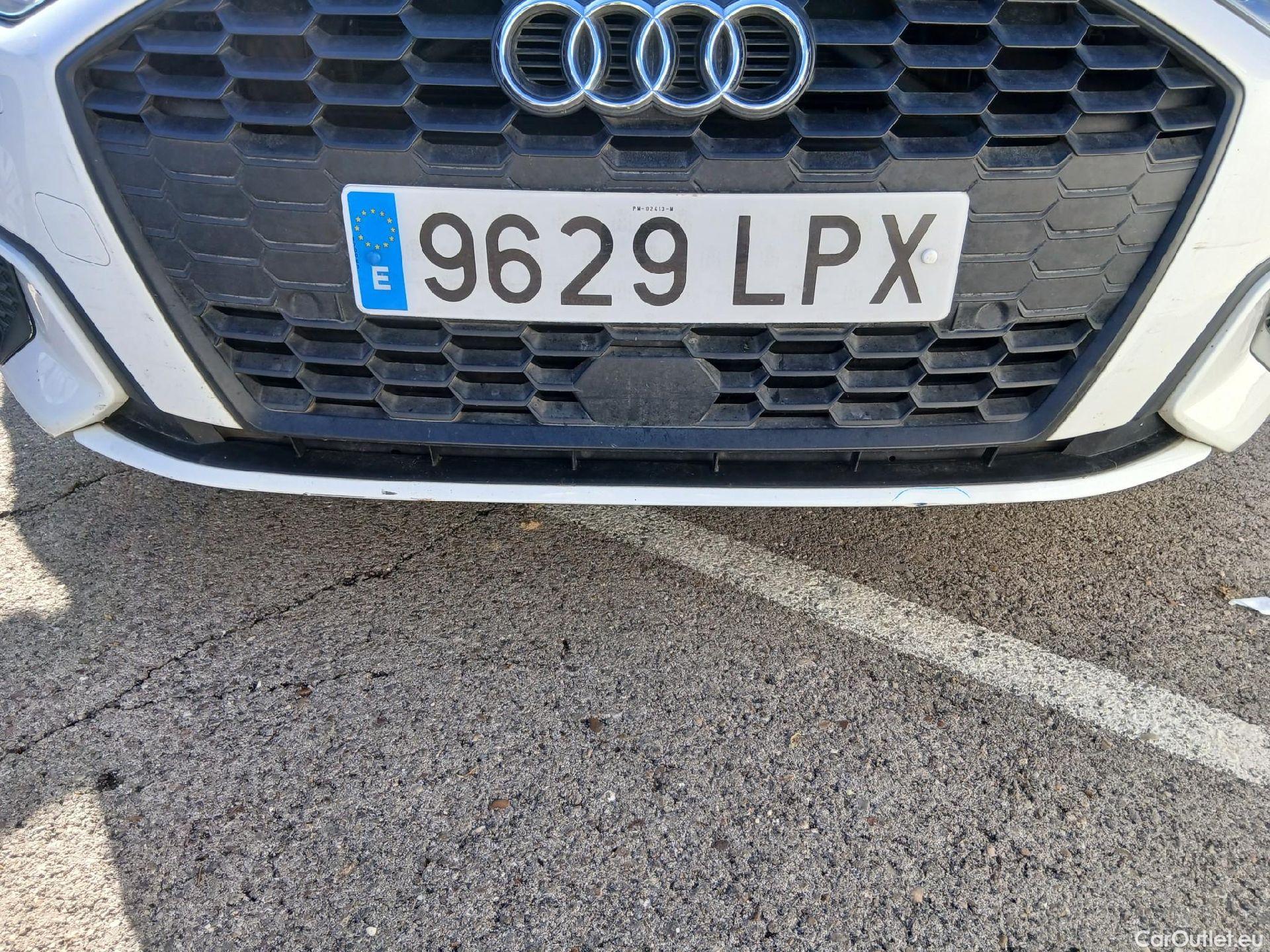  Audi  A3 AUDI  / 2020 / 5P / berlina con portón Sportback 30 TFSI 81kW (110CV) S tronic #38