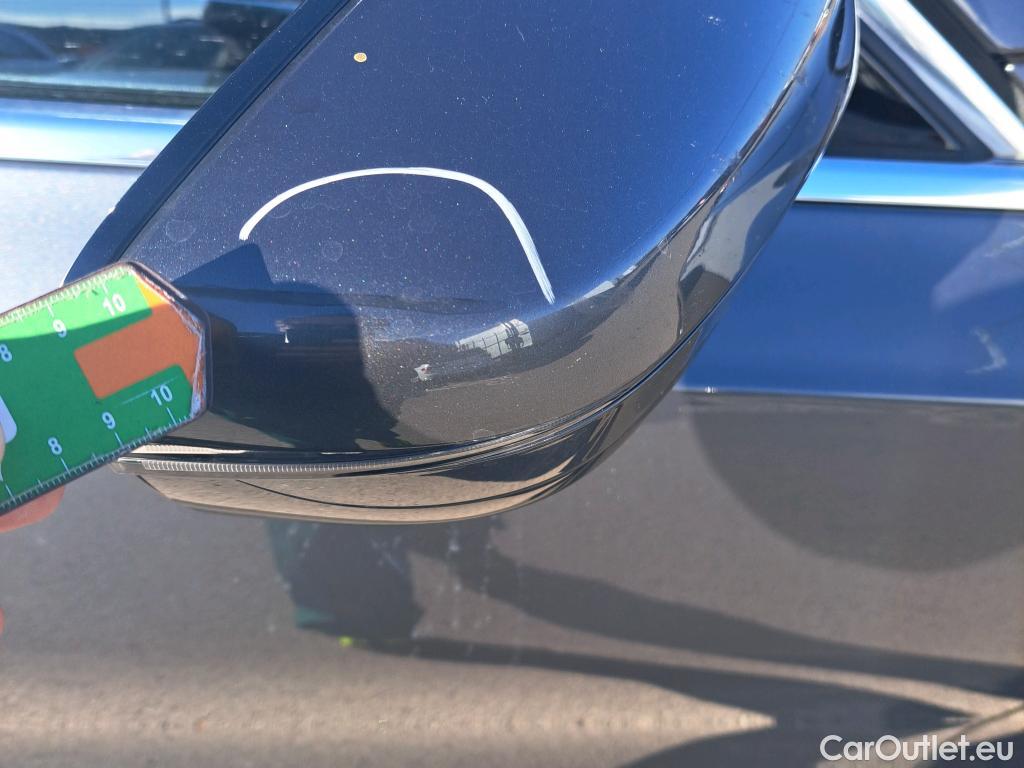  Bmw  Serie 3 BMW  / 2018 / 4P / sedán 318d #20