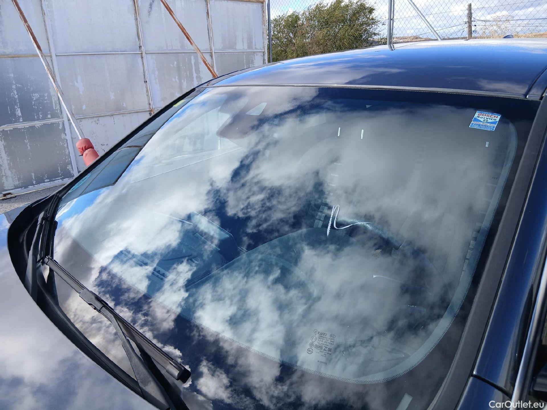  Bmw  X2 BMW  / 2017 / 5P / todoterreno sDrive18d #17