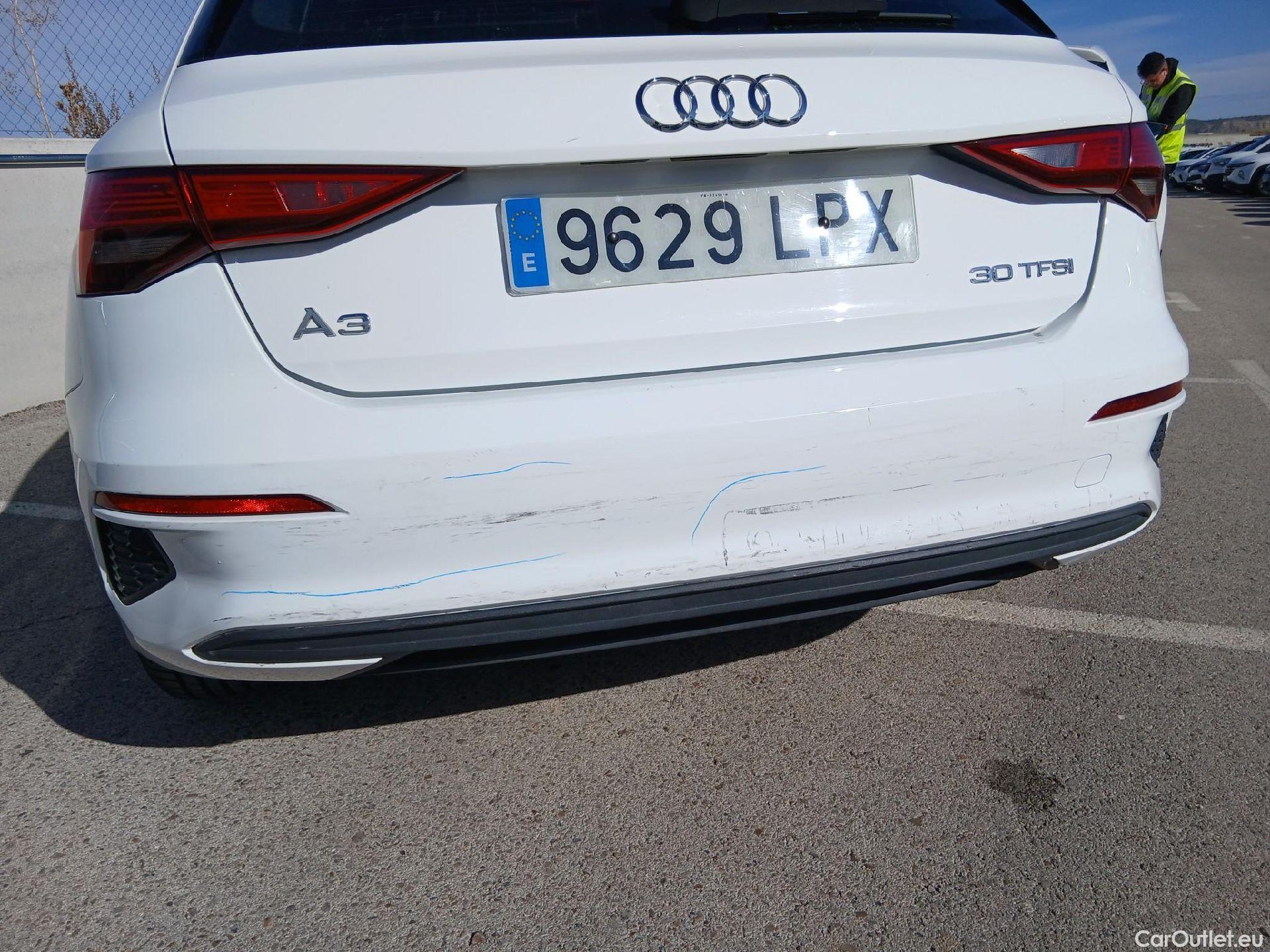  Audi  A3 AUDI  / 2020 / 5P / berlina con portón Sportback 30 TFSI 81kW (110CV) S tronic #25