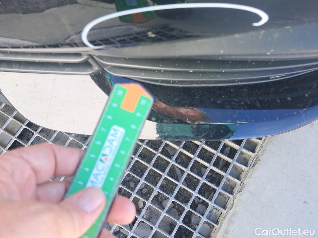  Bmw  Serie 1 BMW  / 2019 / 5P / berlina con portón 118i #12