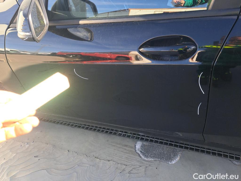  Bmw  Serie 1 BMW  / 2019 / 5P / berlina con portón 118i #4