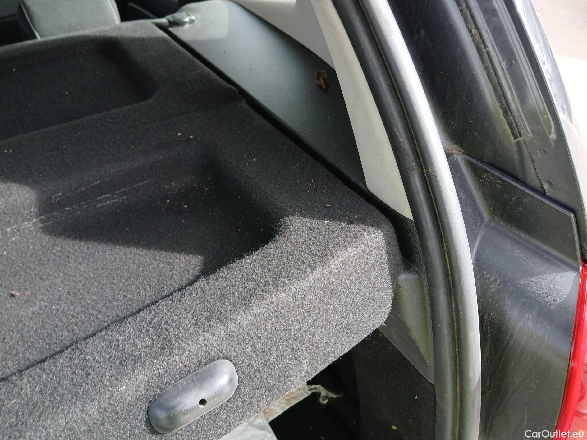  Dacia  Duster DACIA  / 2018 / 5P / todoterreno Comfort Blue dCi 85kW (115CV) 4X4 #6