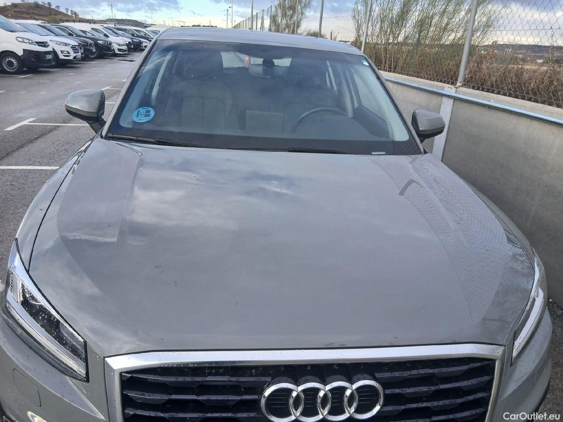  Audi  Q2 AUDI  / 2016 / 5P / todoterreno Design 30 TFSI 85kW (116CV) #4