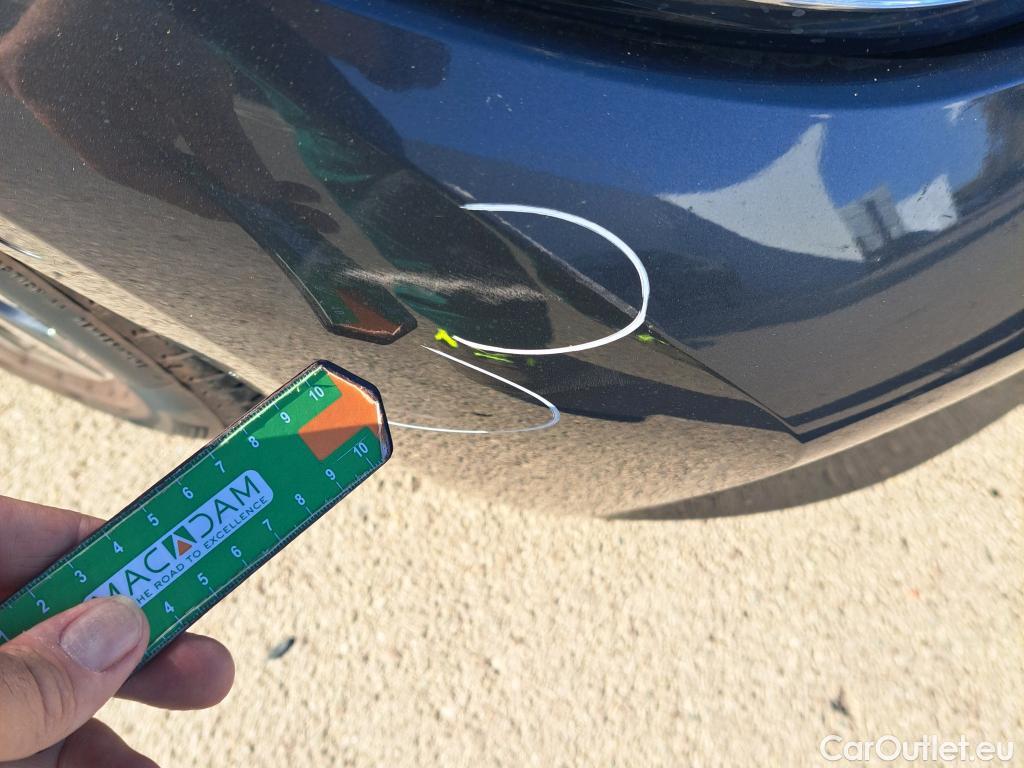  Bmw  Serie 3 BMW  / 2018 / 4P / sedán 318d #18